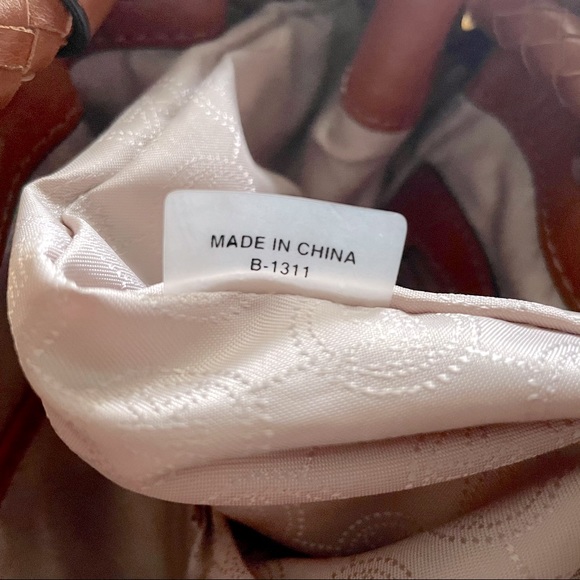 Michael Kors Jet Set Large Gathered Tote Bag - Picture 15 of 15